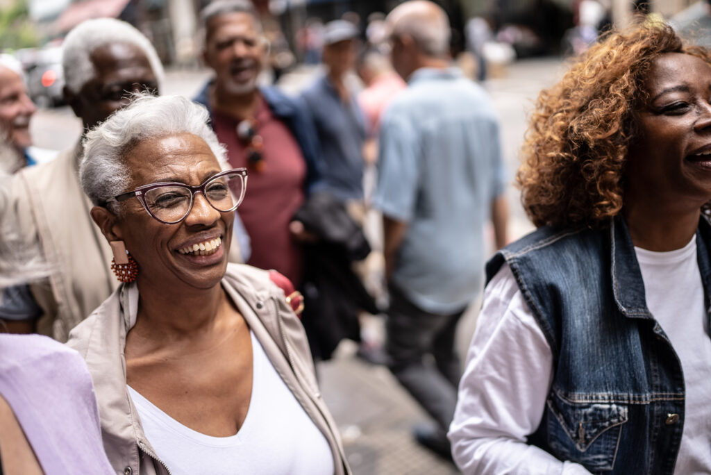 Women walking in the city